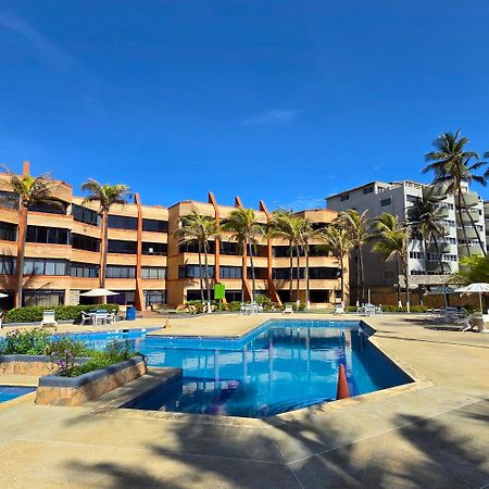 Tucacas, Frente Al Mar, Balcon, Piscina Y Playa Privada Apartment Ngoại thất bức ảnh