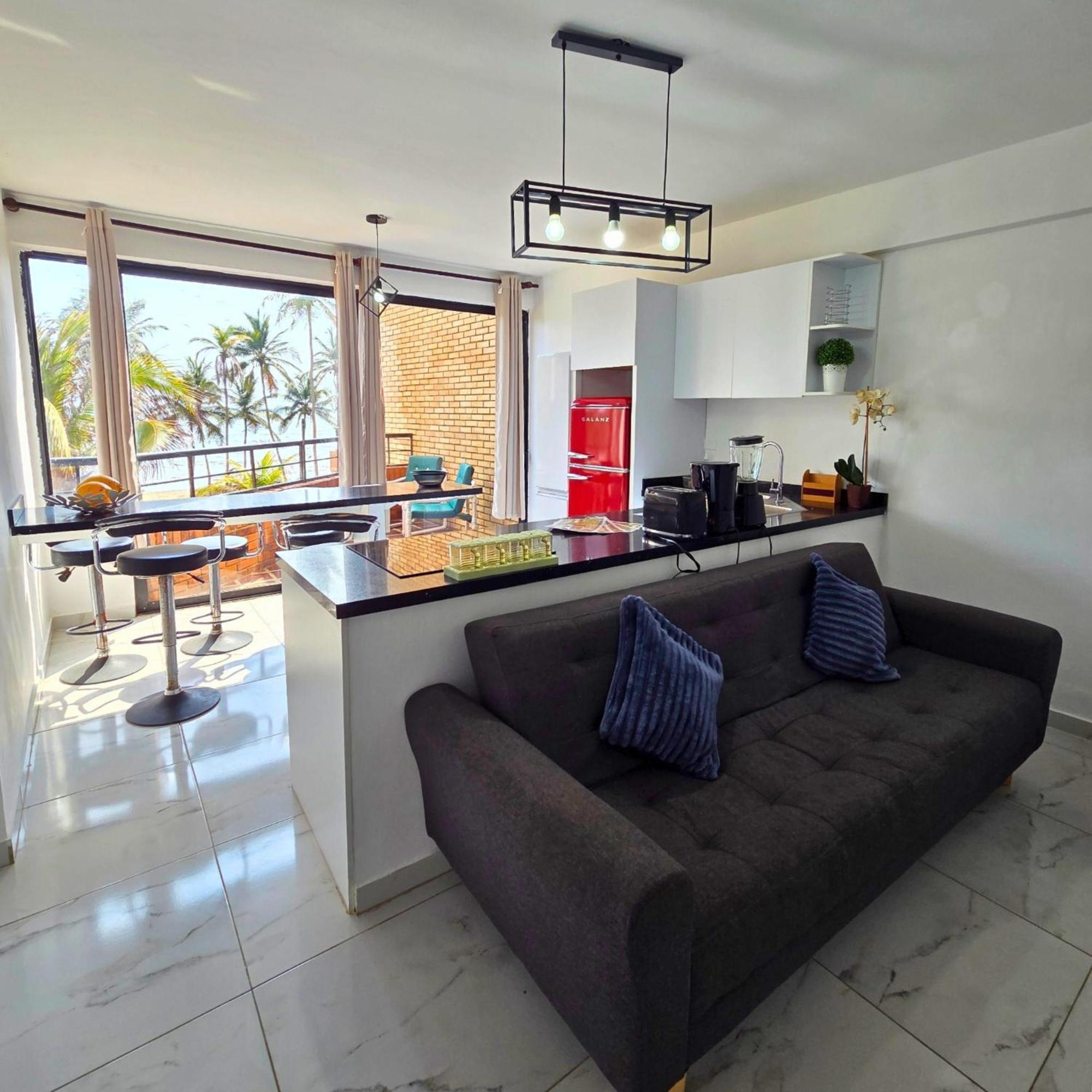 Tucacas, Frente Al Mar, Balcon, Piscina Y Playa Privada Apartment Ngoại thất bức ảnh