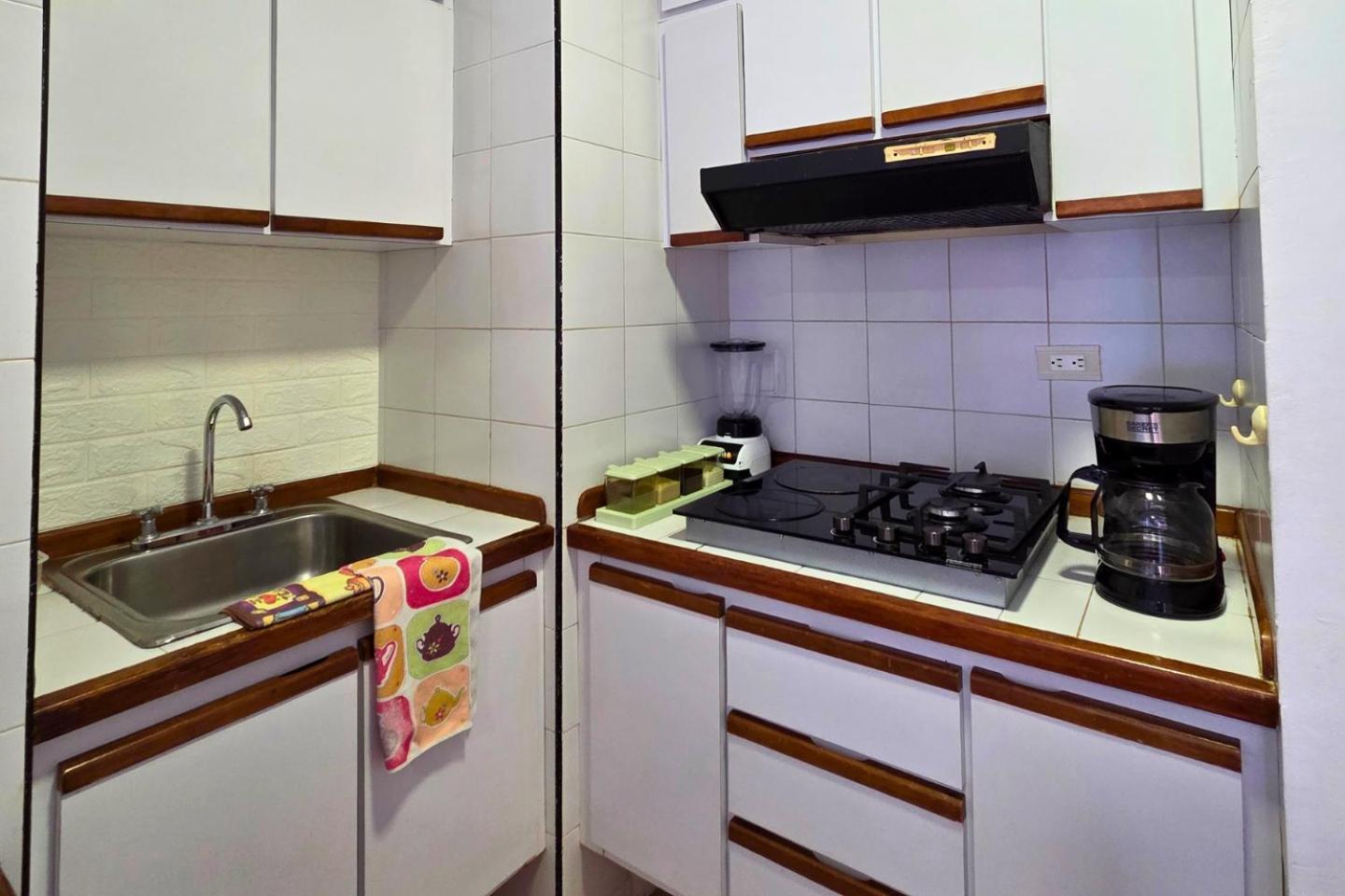 Tucacas, Frente Al Mar, Balcon, Piscina Y Playa Privada Apartment Ngoại thất bức ảnh
