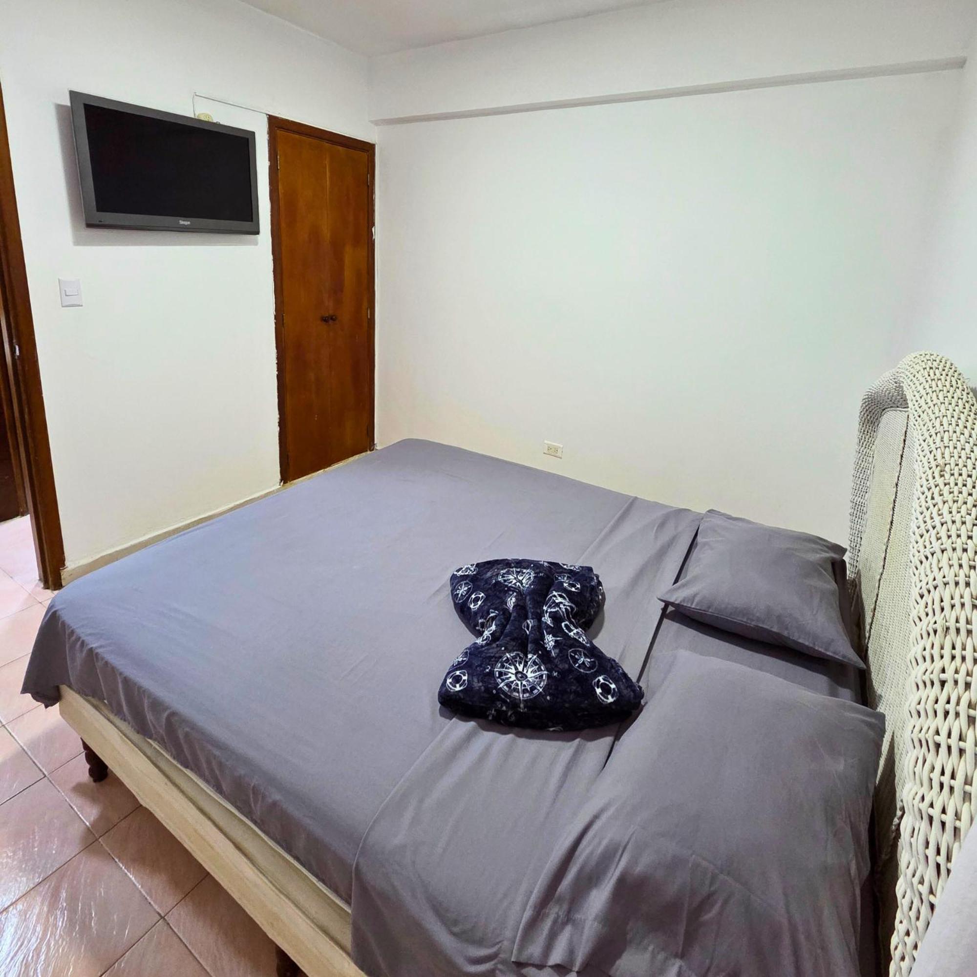 Tucacas, Frente Al Mar, Balcon, Piscina Y Playa Privada Apartment Ngoại thất bức ảnh