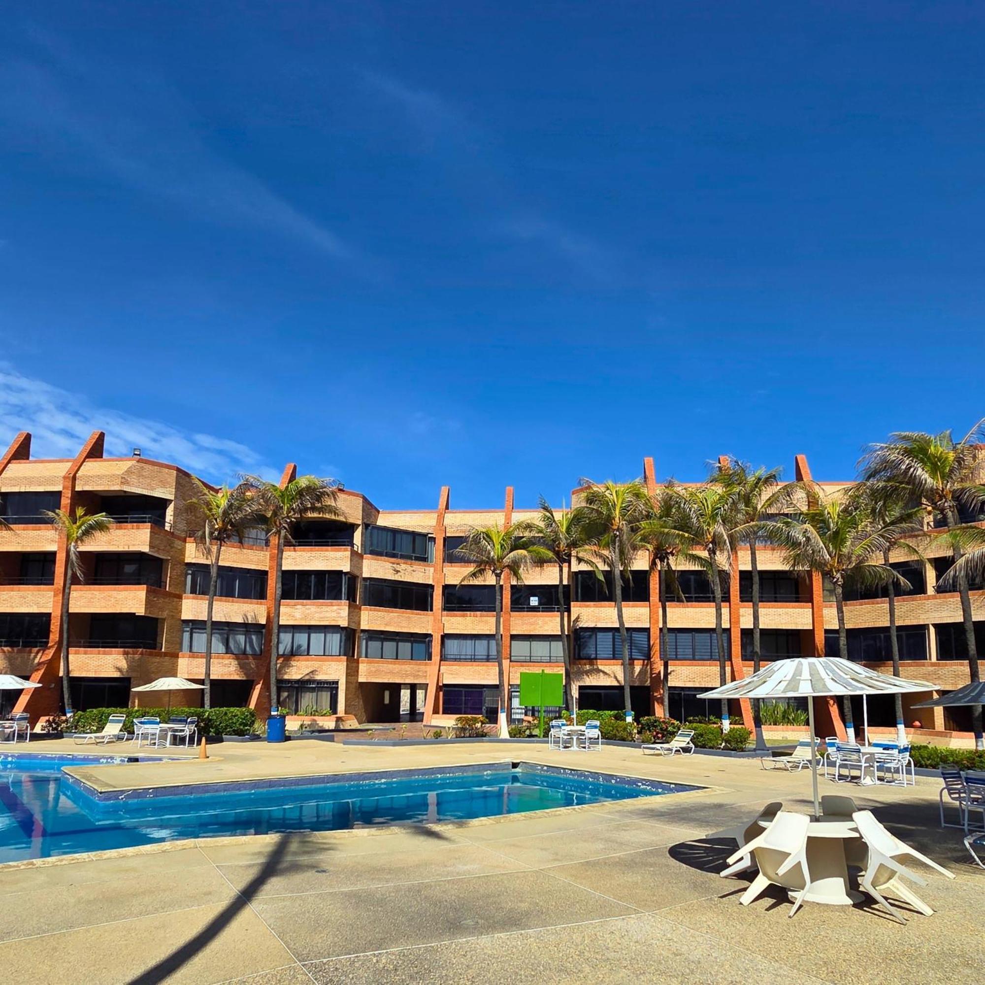 Tucacas, Frente Al Mar, Balcon, Piscina Y Playa Privada Apartment Ngoại thất bức ảnh