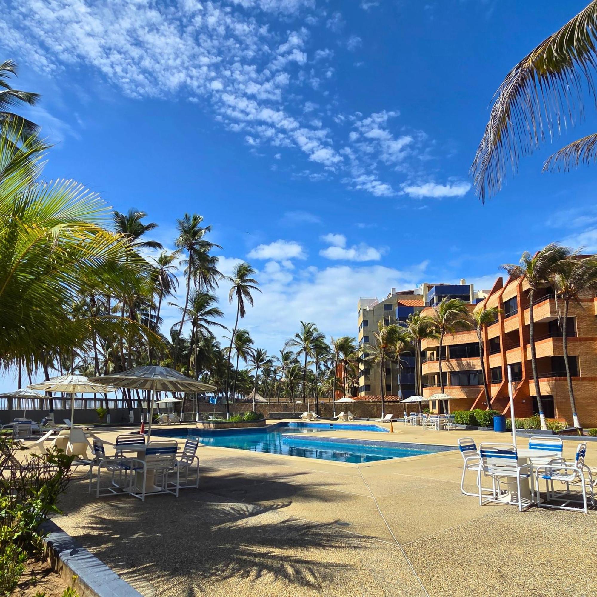 Tucacas, Frente Al Mar, Balcon, Piscina Y Playa Privada Apartment Ngoại thất bức ảnh